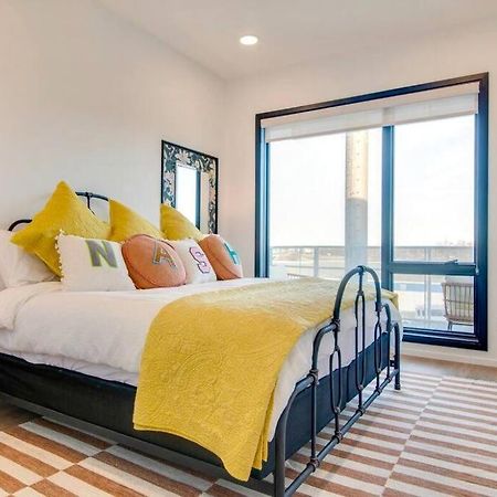 Stylish Downtown Condo W/ Pool & Parking Nashville Eksteriør billede